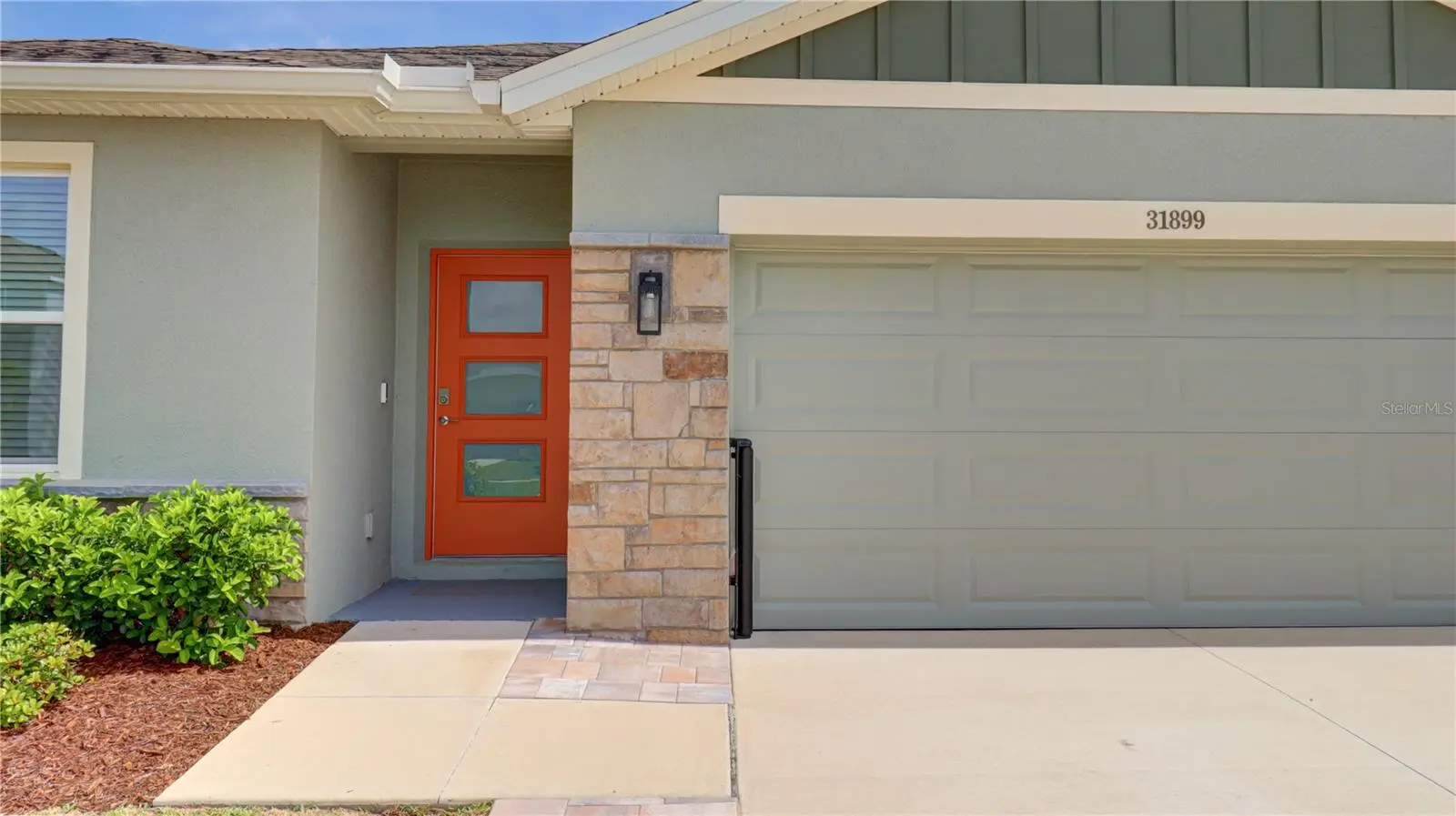 31899 Oyster Trellis Lane, FL