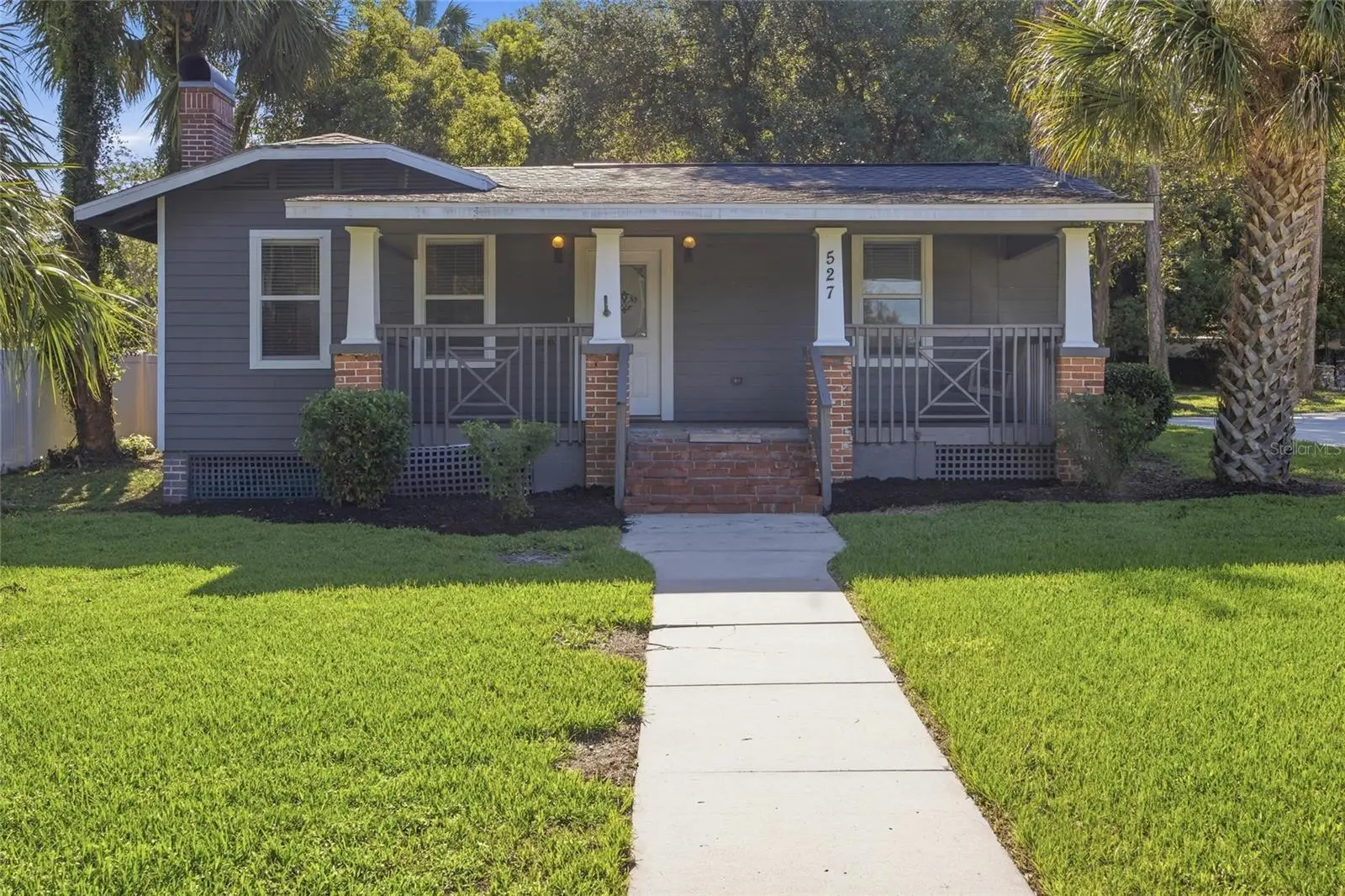 527 8th Avenue, FL