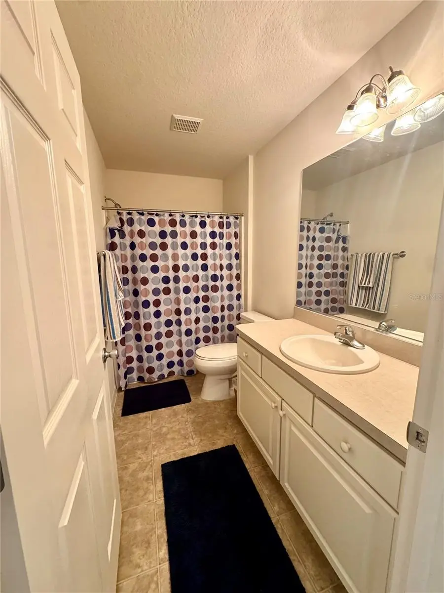 892 Nash Loop, FL