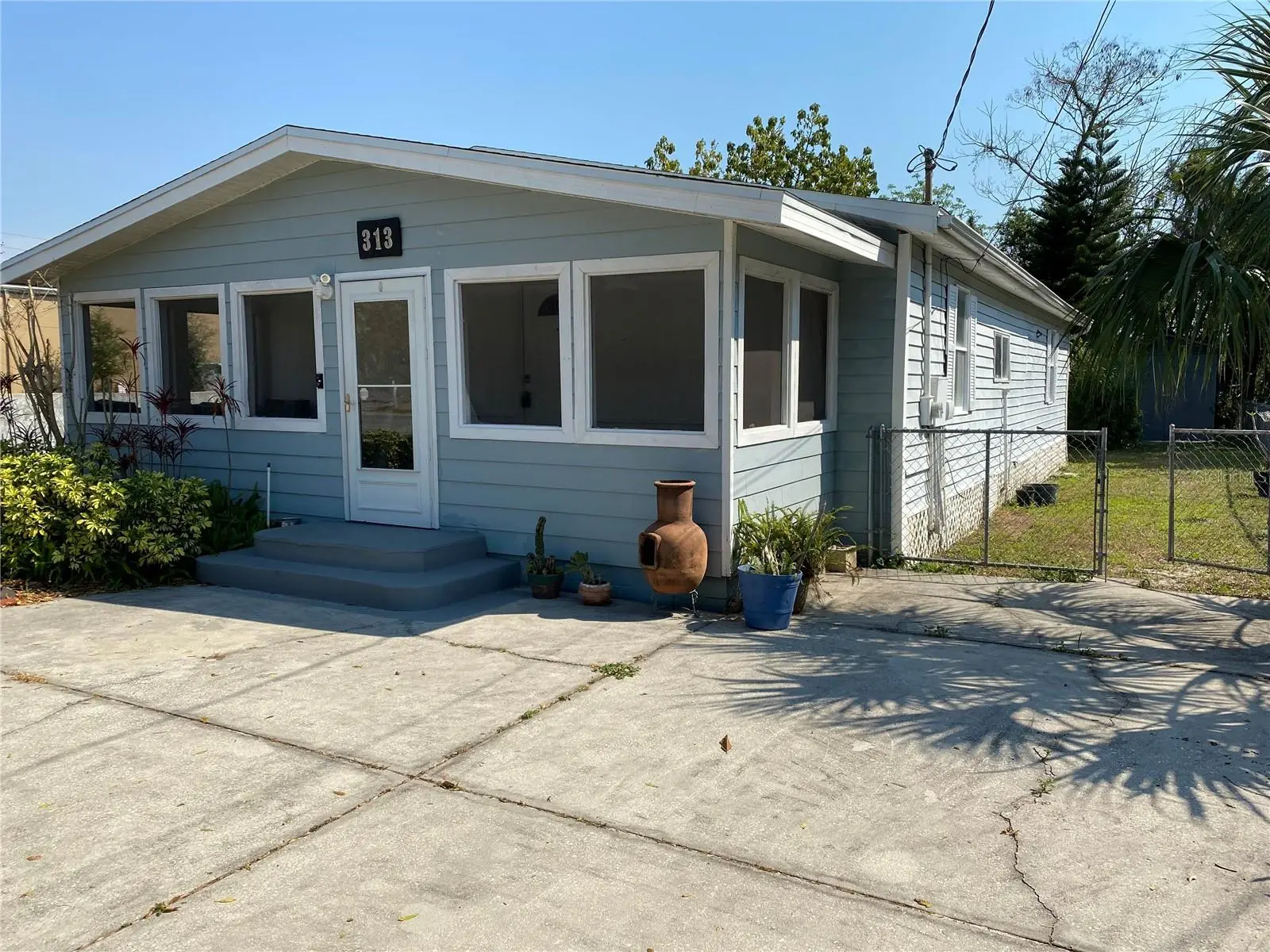 313 Observatory Drive, FL