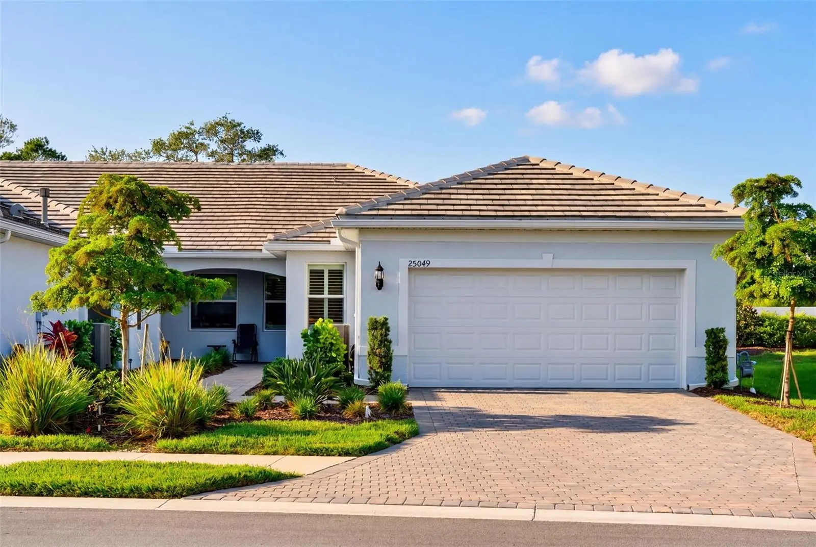 25049 Pearl Lake Circle, FL