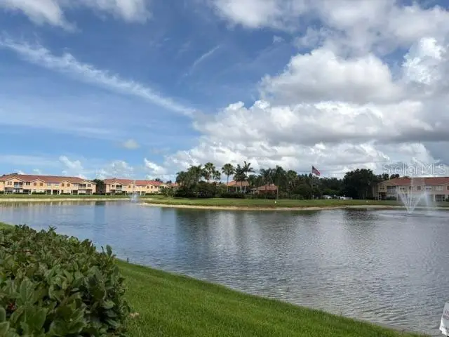 3662 Parkridge Circle, FL