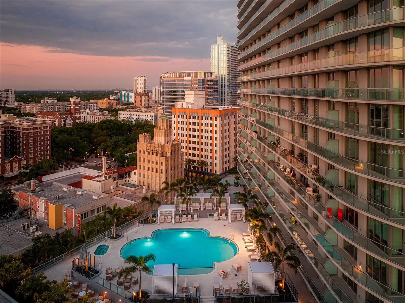 400 Central Avenue, FL