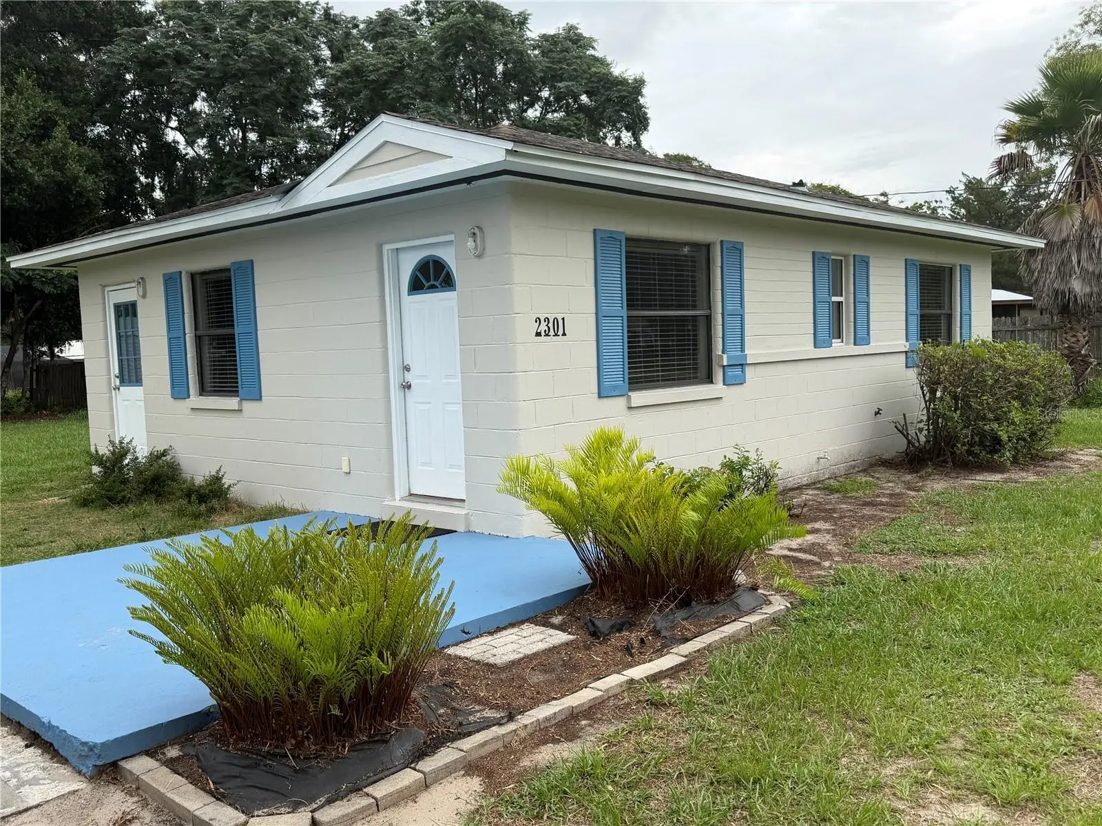 2301 Warm Springs Avenue, FL