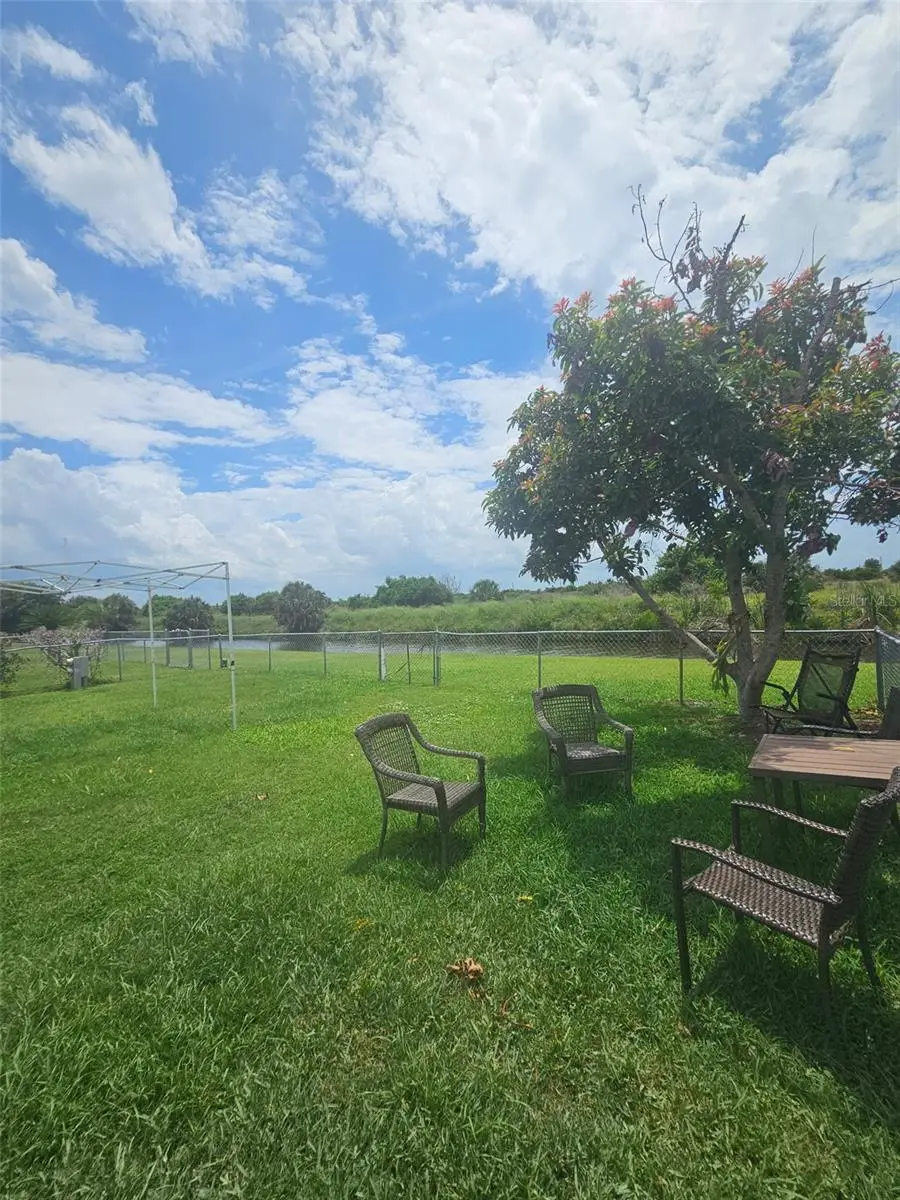 475 Papaya Circle, FL