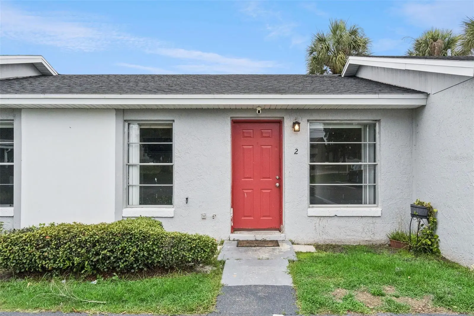 2 Lake Villa Way, FL