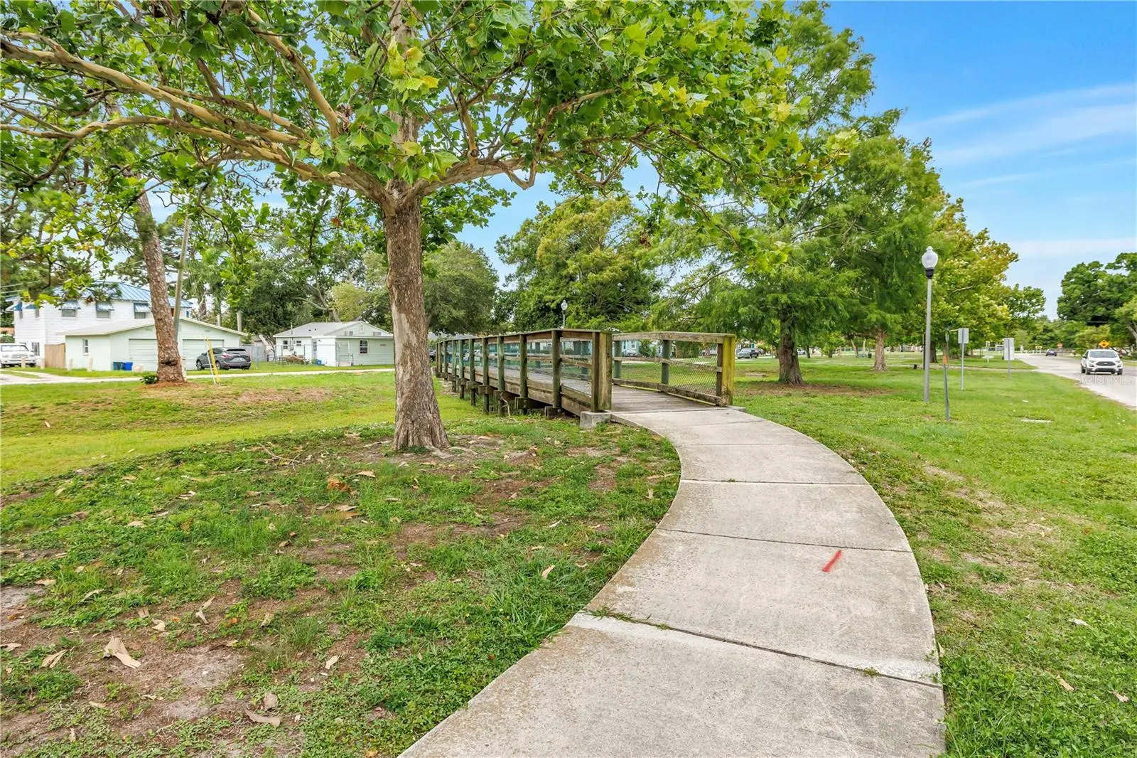 5213 Tangerine Avenue, FL