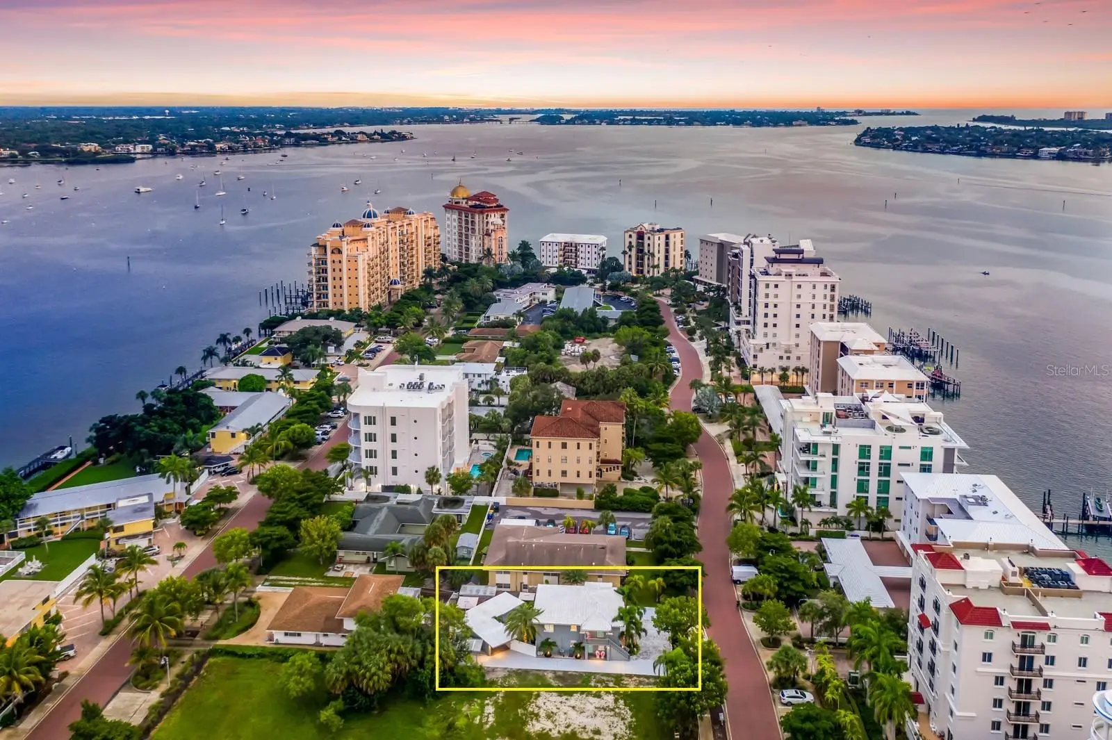 161 Golden Gate Point, FL