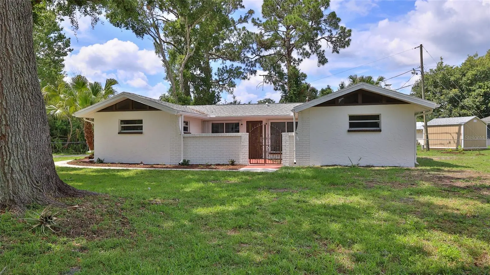 2212 Woodland Drive, FL