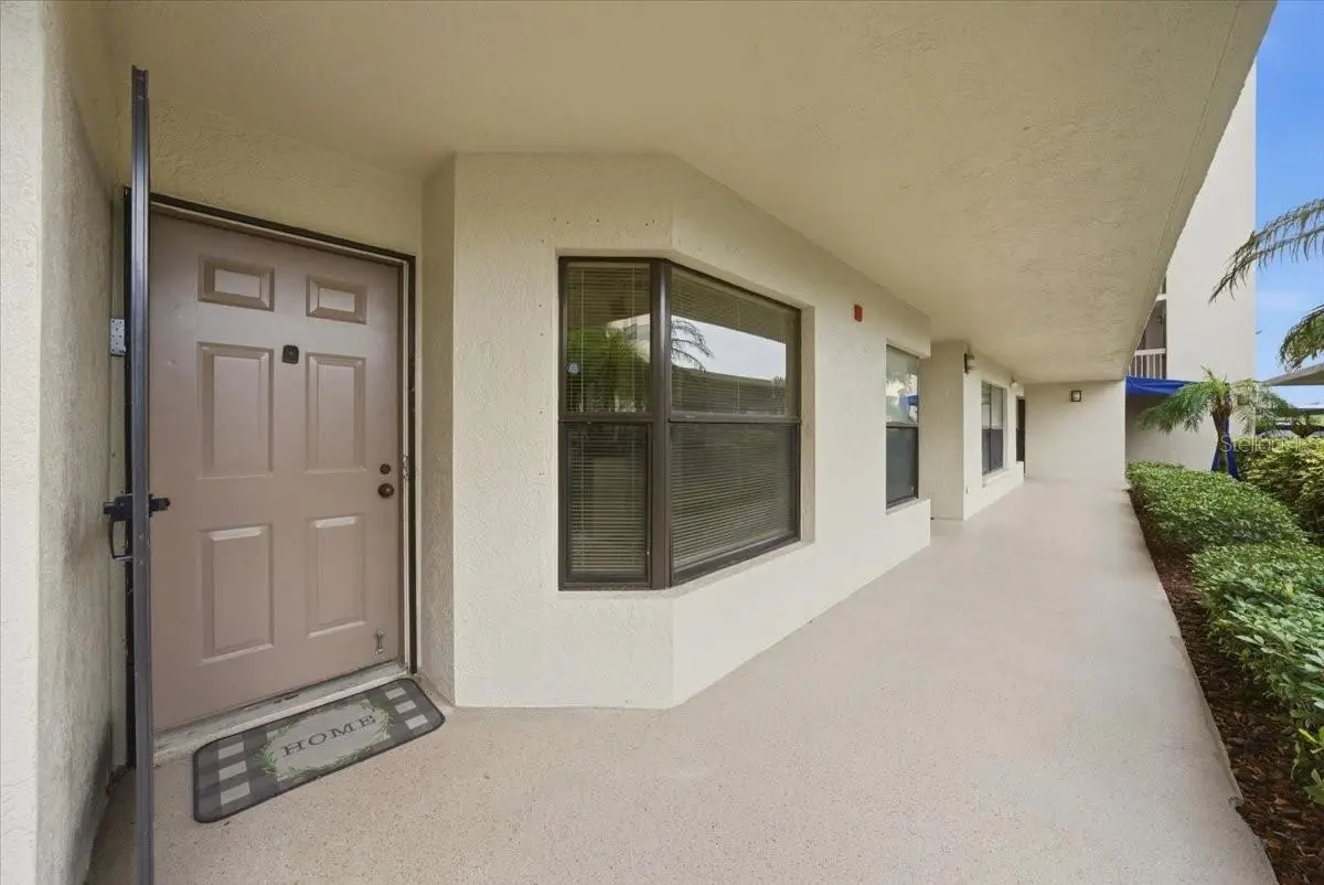 1332 Pasadena, FL