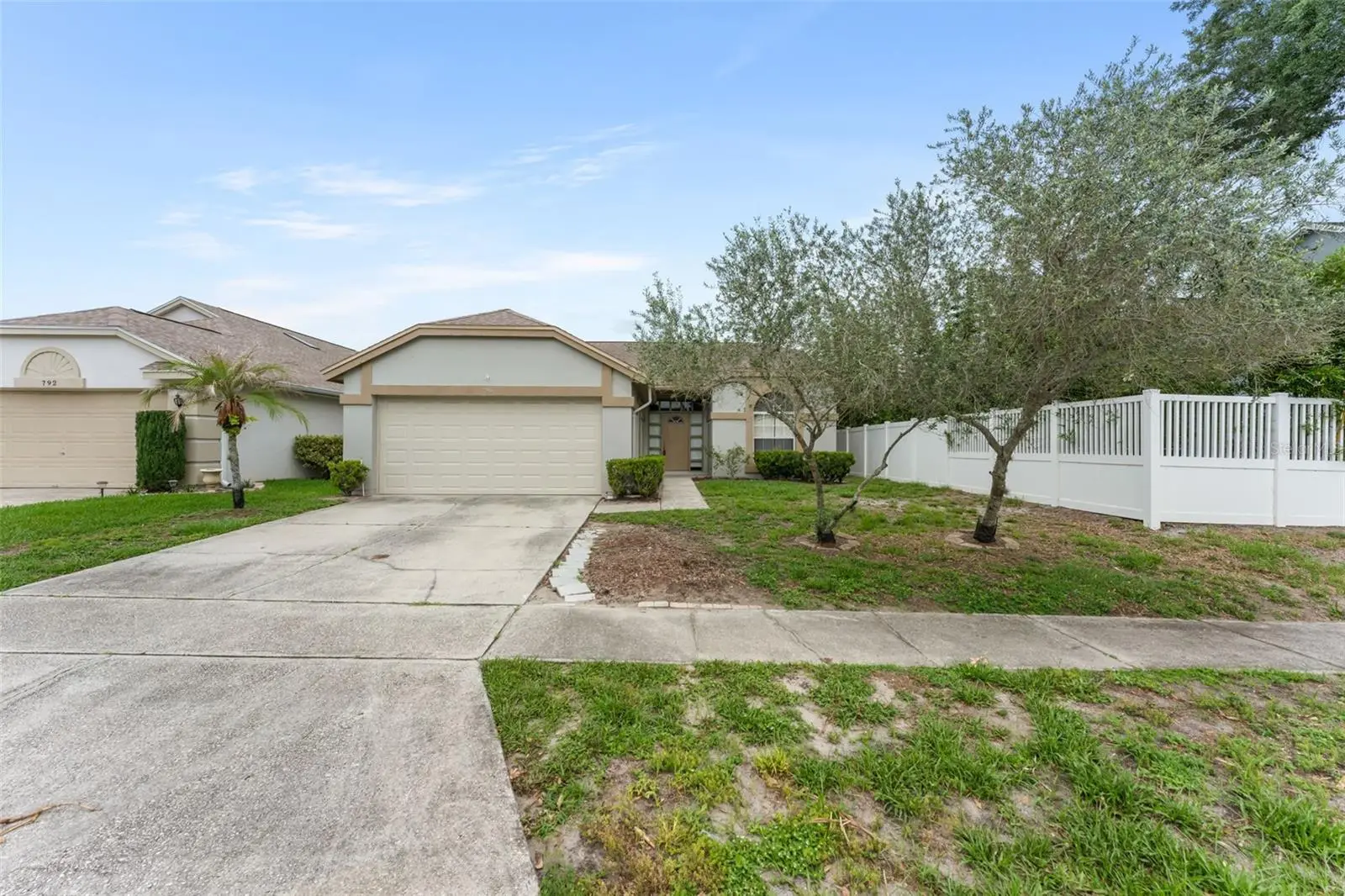 796 Minerva Lane, FL