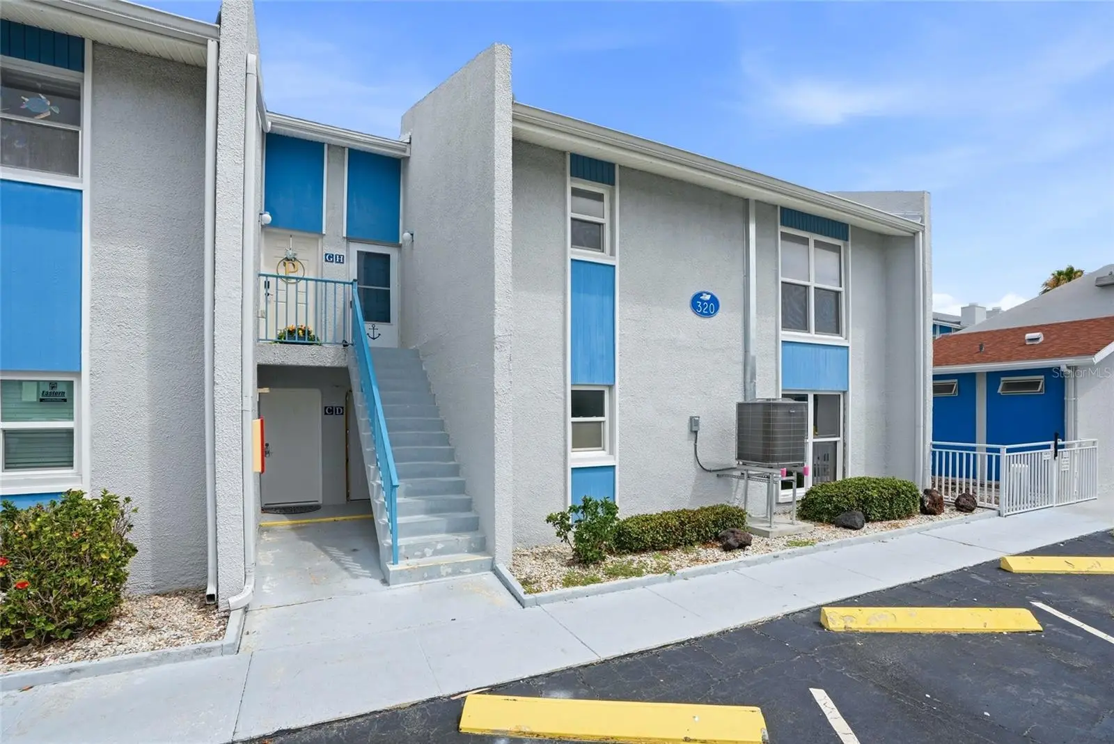 320 Medallion Boulevard, FL