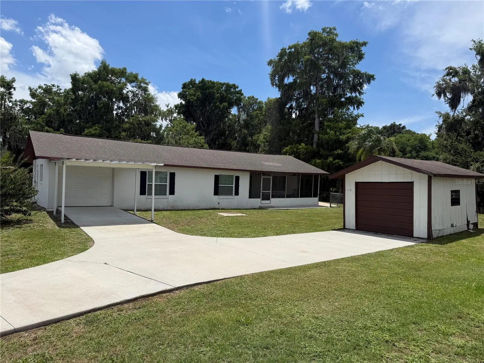 1141 County Road 457, FL