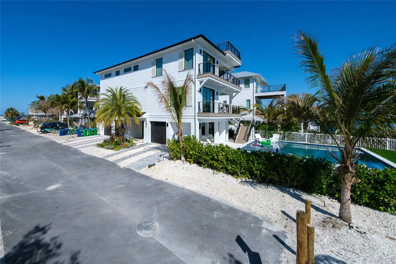 106 11th Street, FL