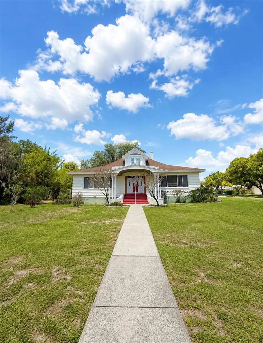 102 Lakeshore Boulevard, FL