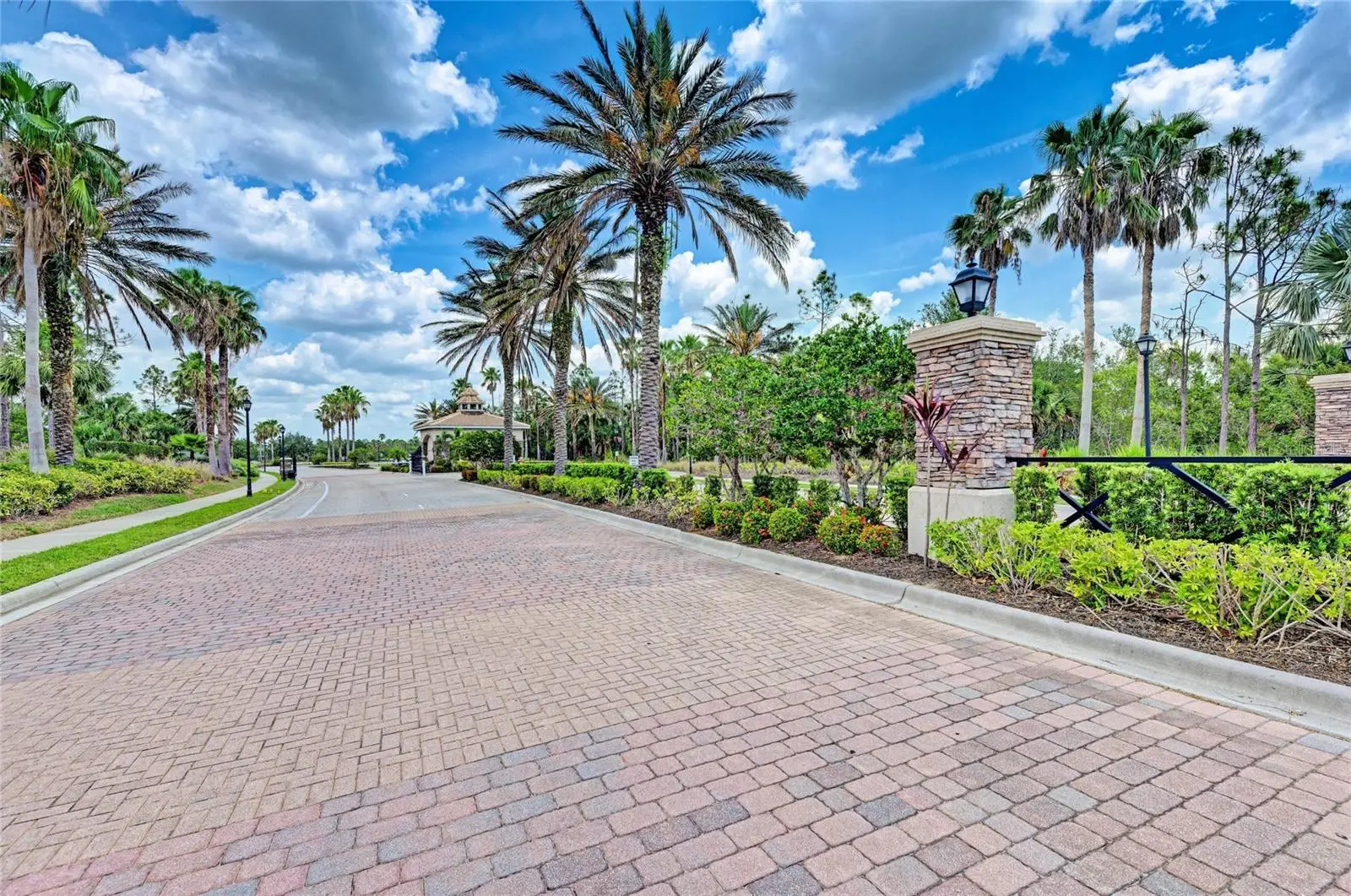 1986 Mesic Hammock Way, FL