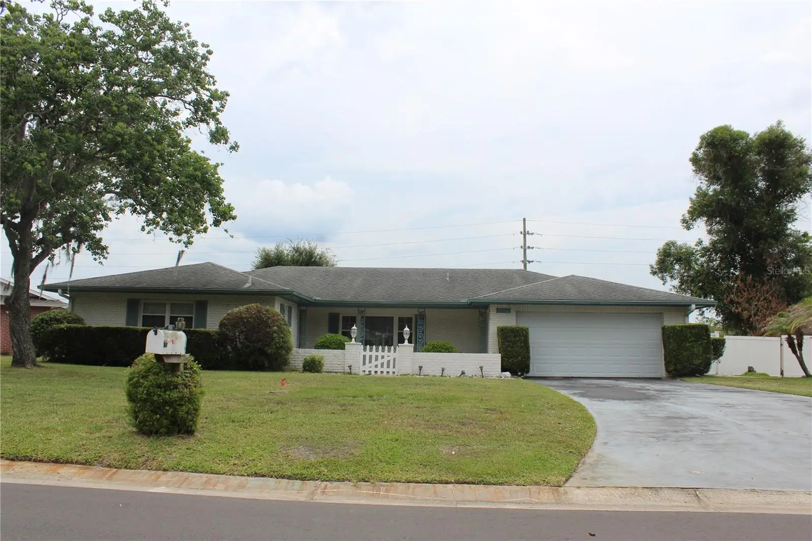 2324 Haley Court, FL