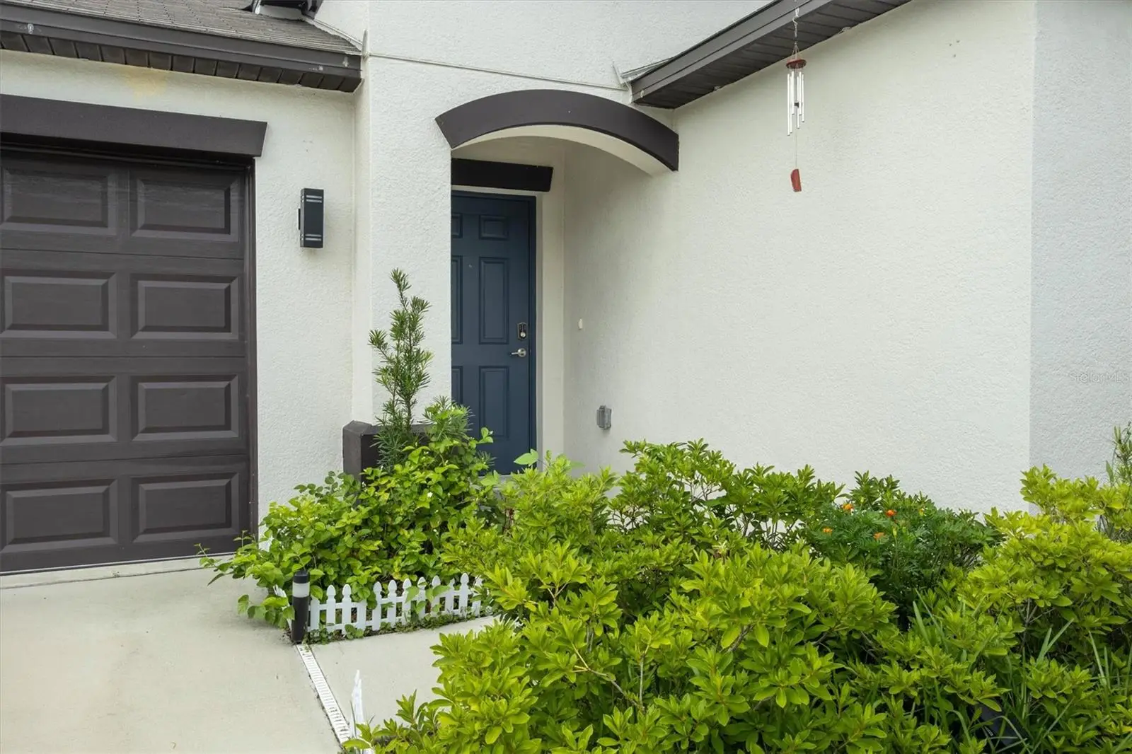 1856 Red Loop, FL