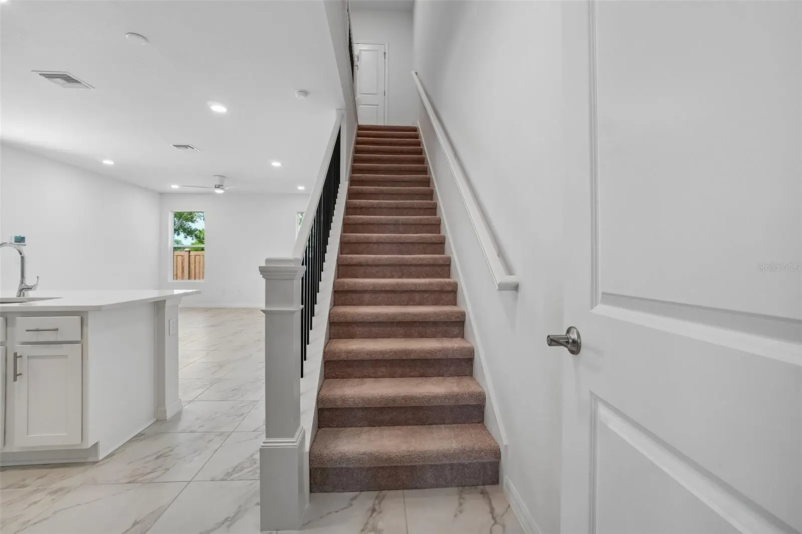 607 Silver Stream Court, FL