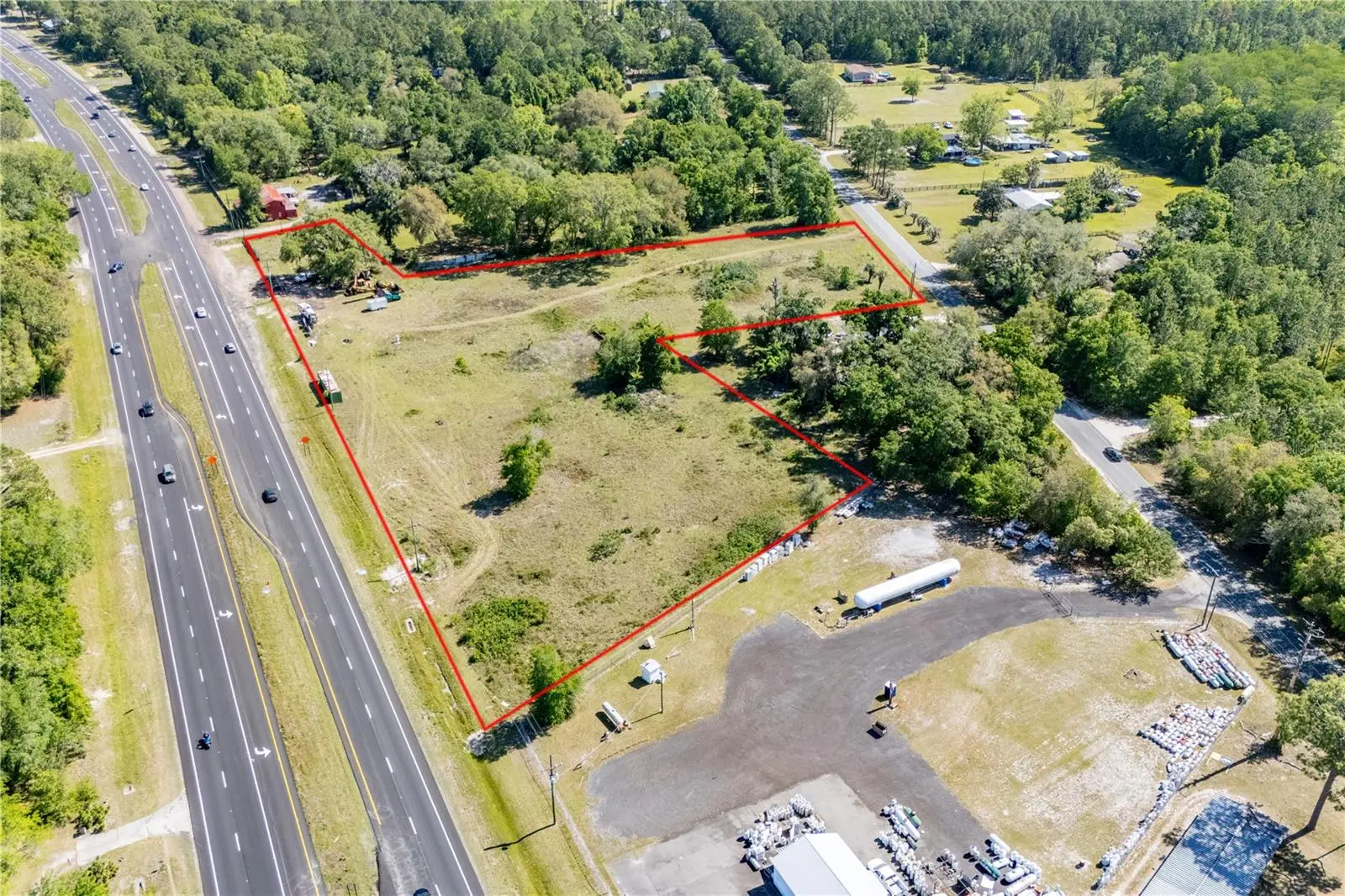 9627 Us Highway 301 Highway, FL