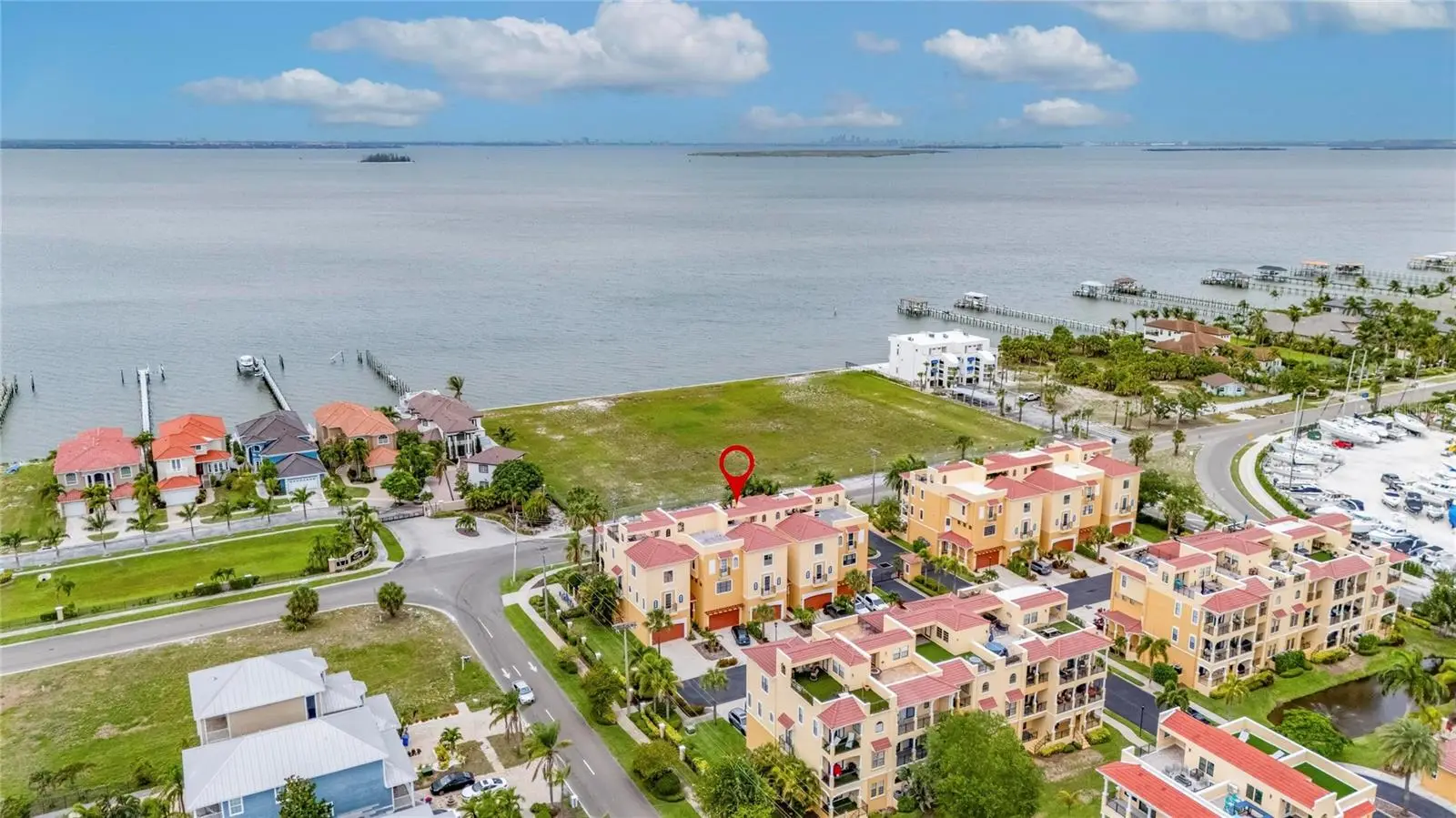 6408 Mayra Shores Lane, FL