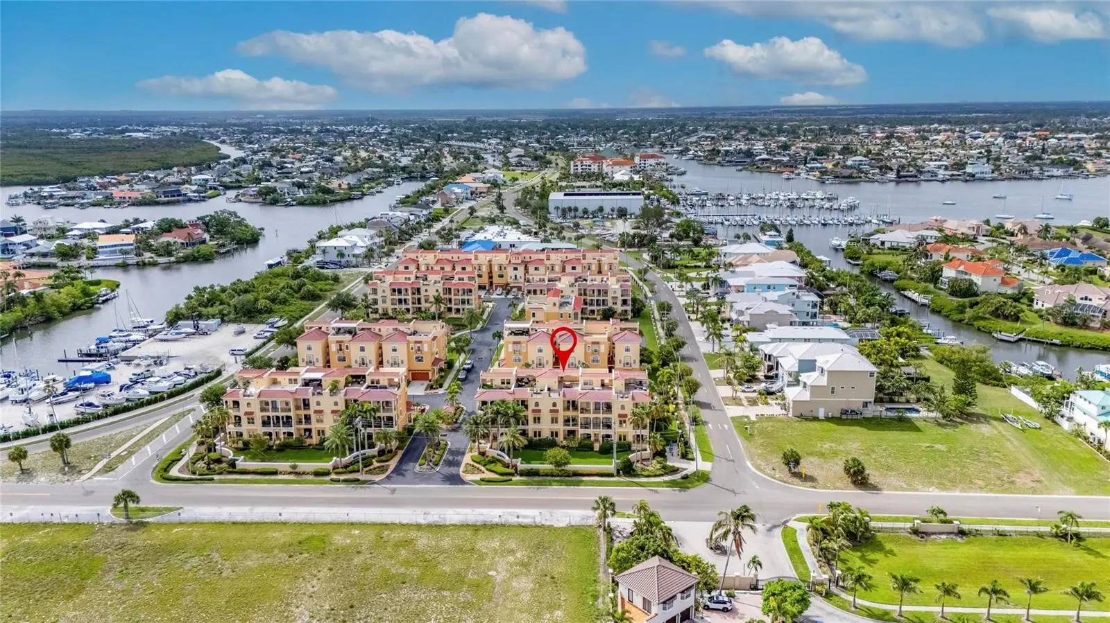 6408 Mayra Shores Lane, FL