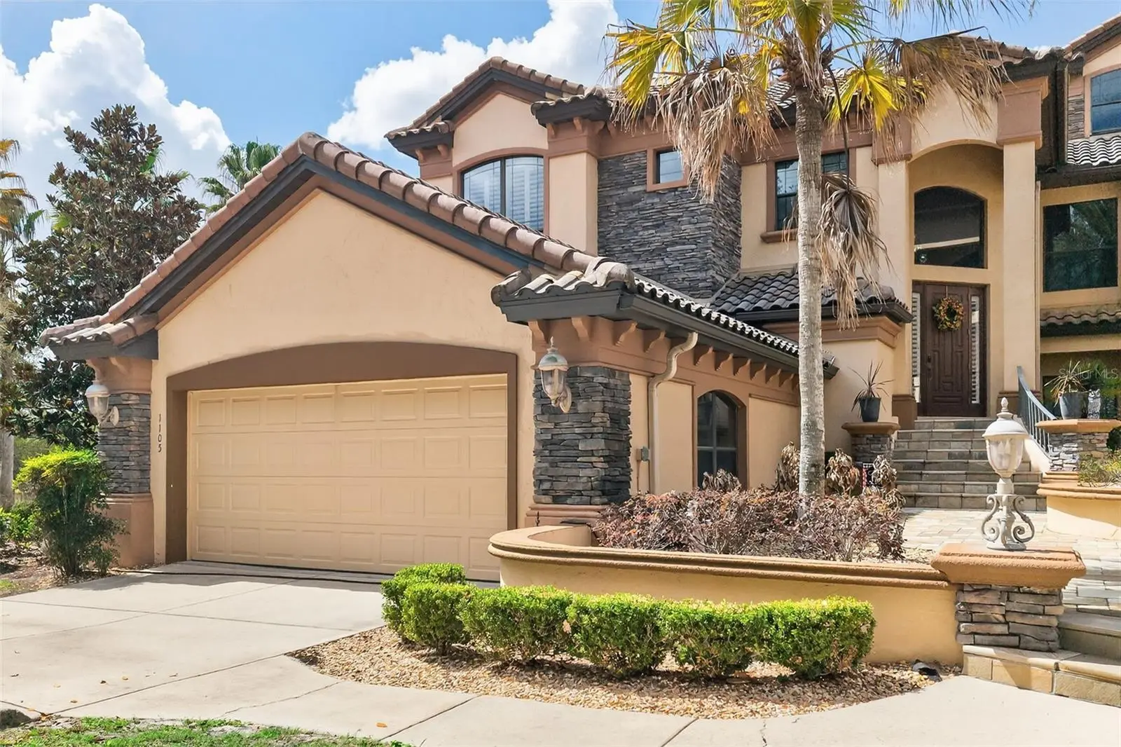 1105 Pointe Vista Path, FL