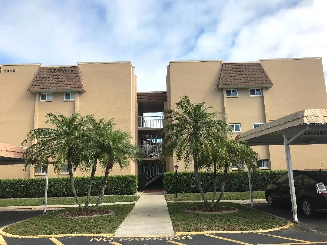 1310 Glen Oaks Drive, FL