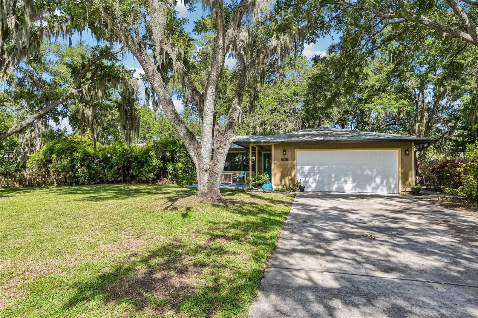 3304 Swaan Lane, FL