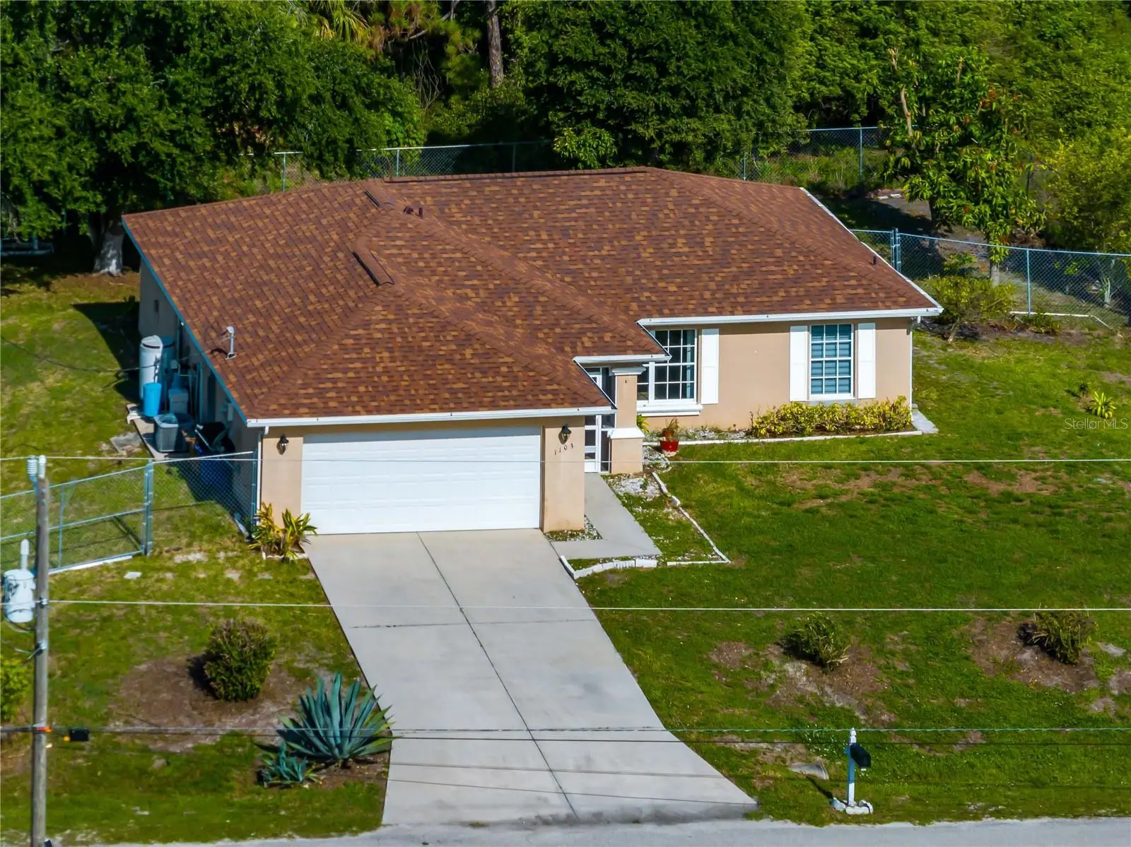 1103 Lee Avenue, FL