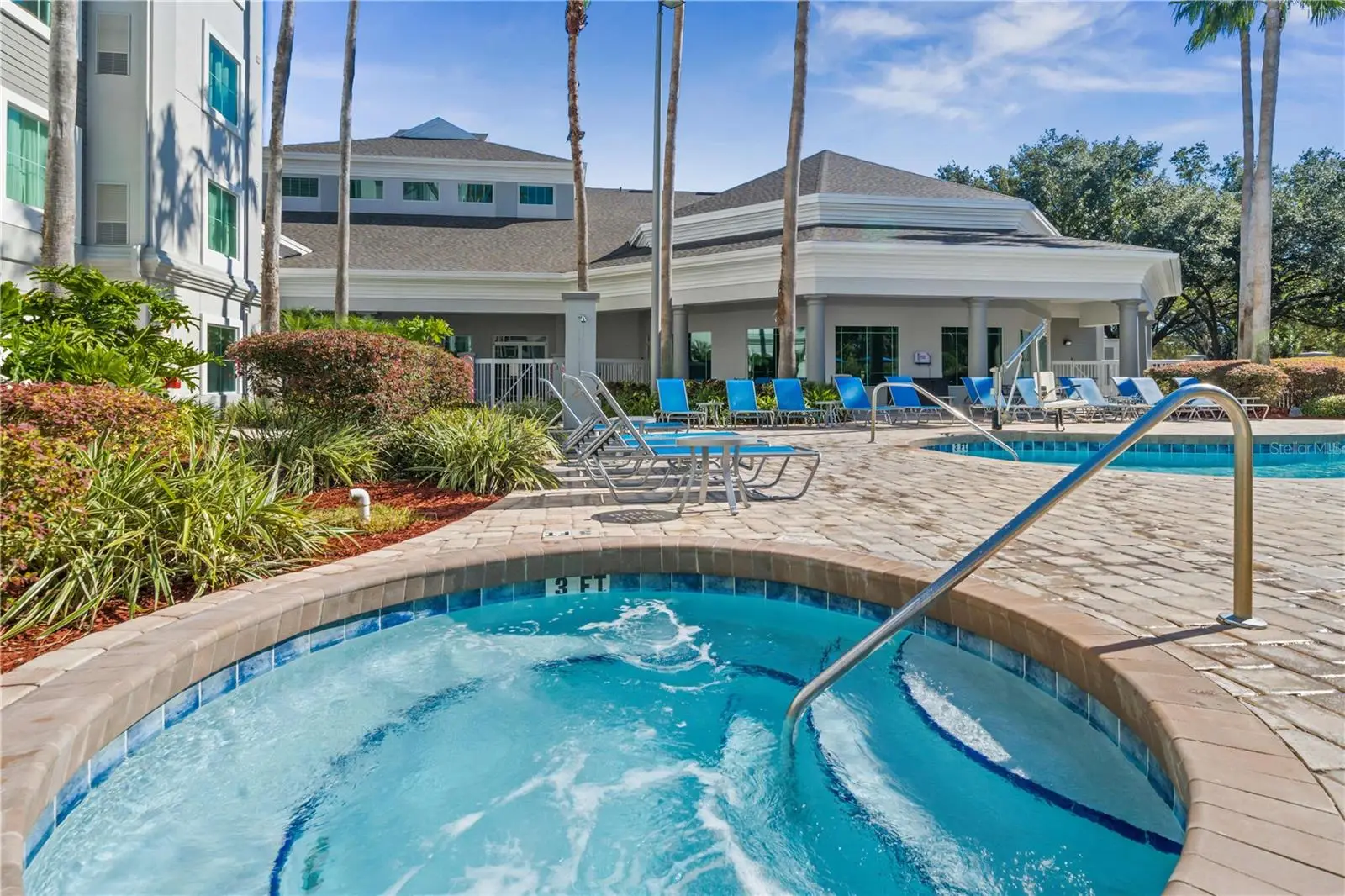 8303 Palm Parkway, FL