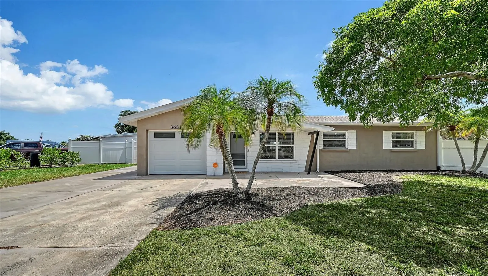 3681 Stokes Dr Drive, FL