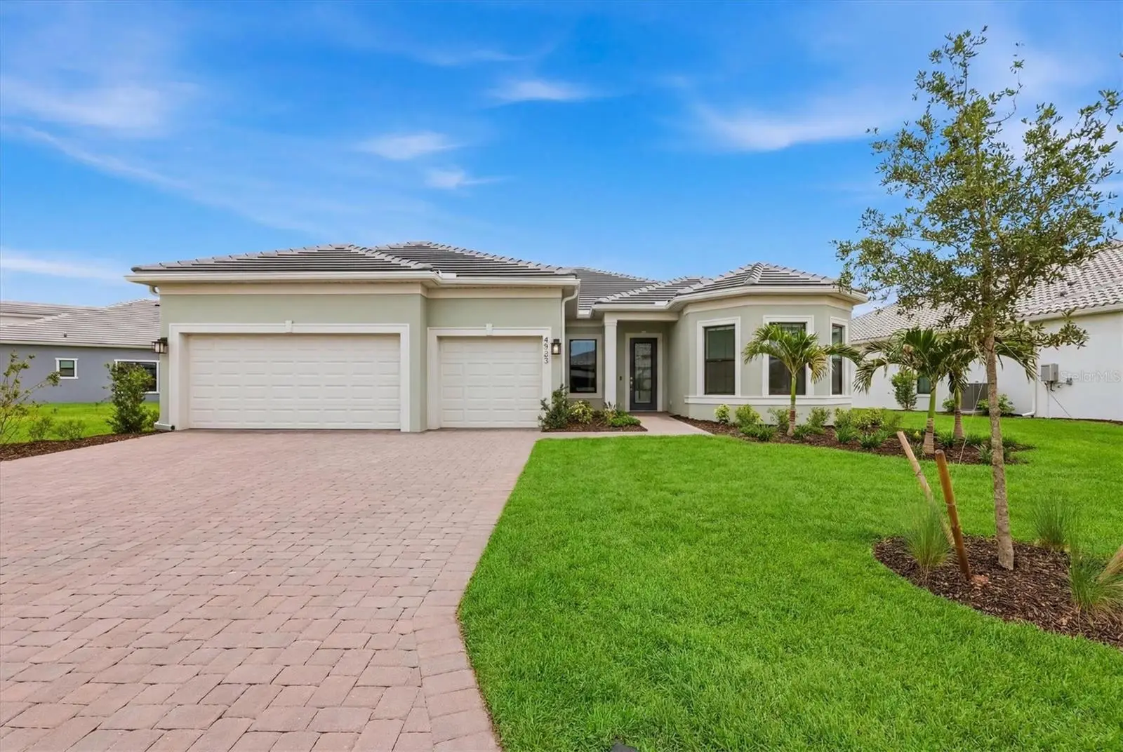 4923 Empire Landing Run, FL