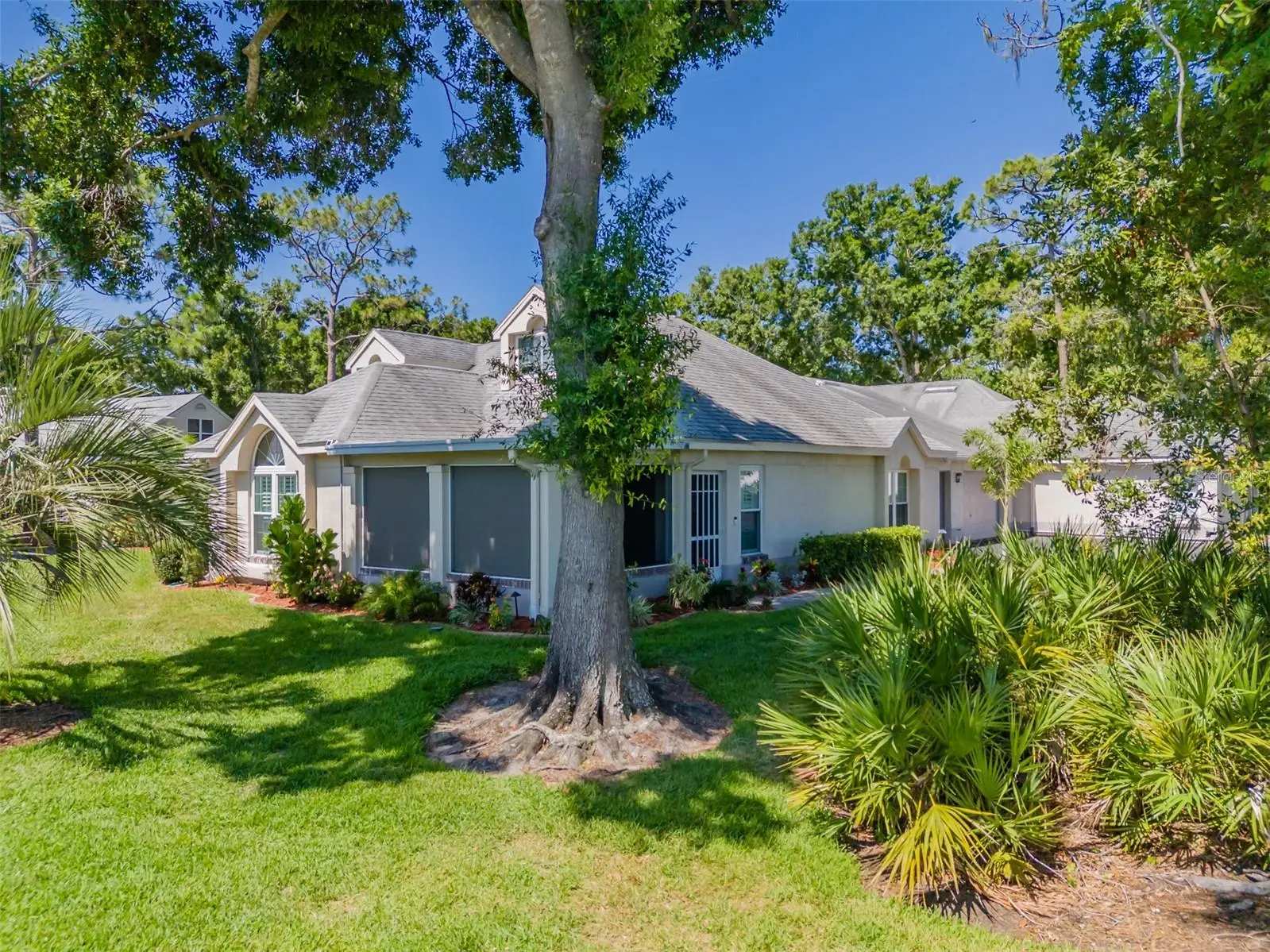 911 Golfview Woods Drive, FL