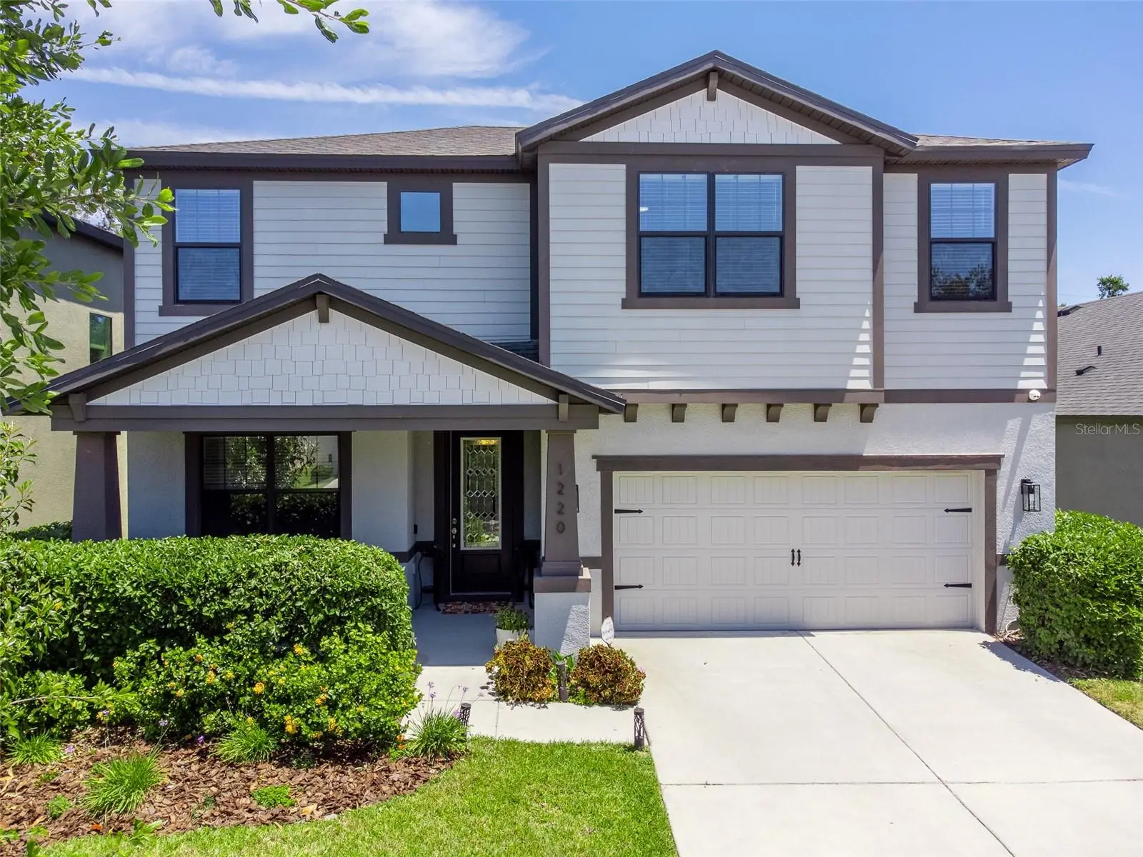 1220 Florablu Drive, FL