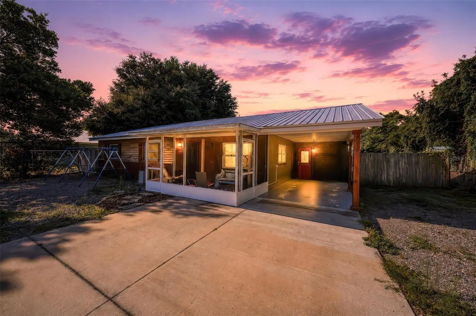 715 4th Street, FL
