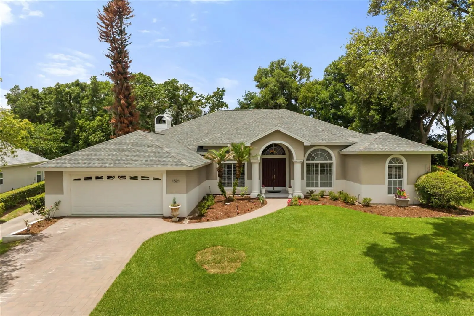 1521 Edgewater Drive, FL