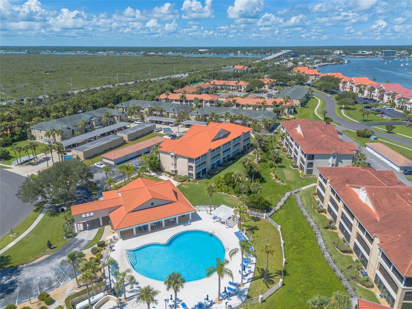 407 Bouchelle Drive, FL