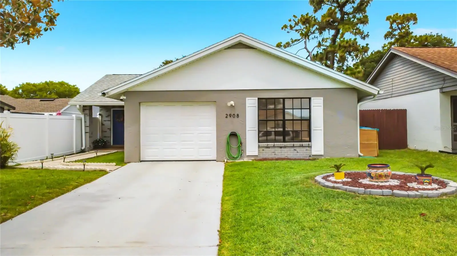 2908 Bridgegate Court, FL