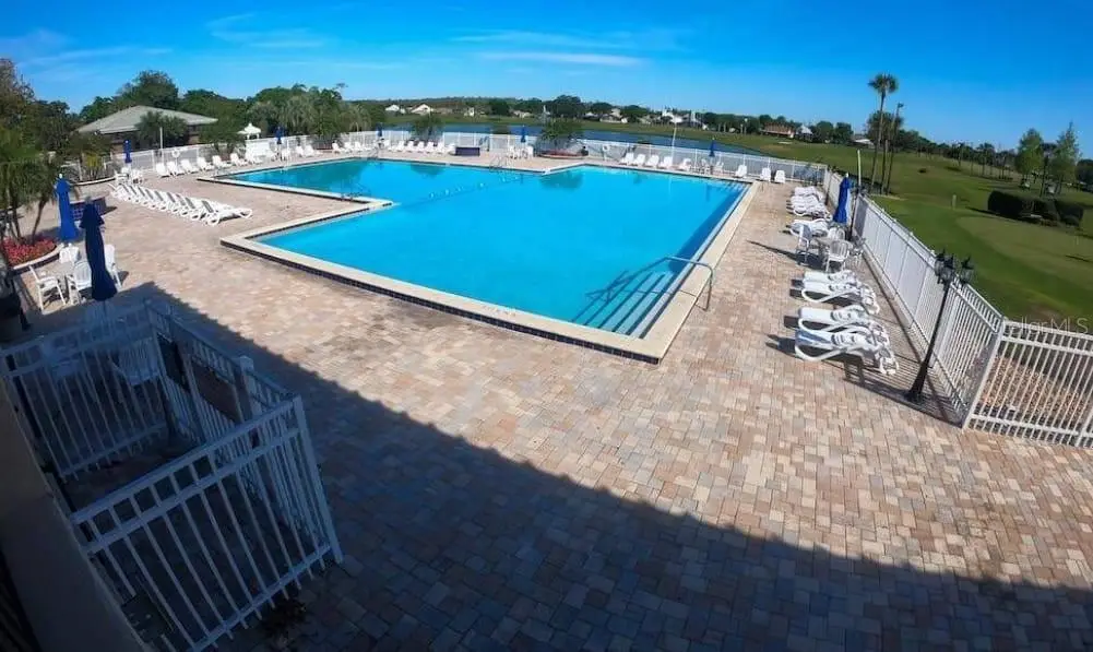 2908 Bridgegate Court, FL