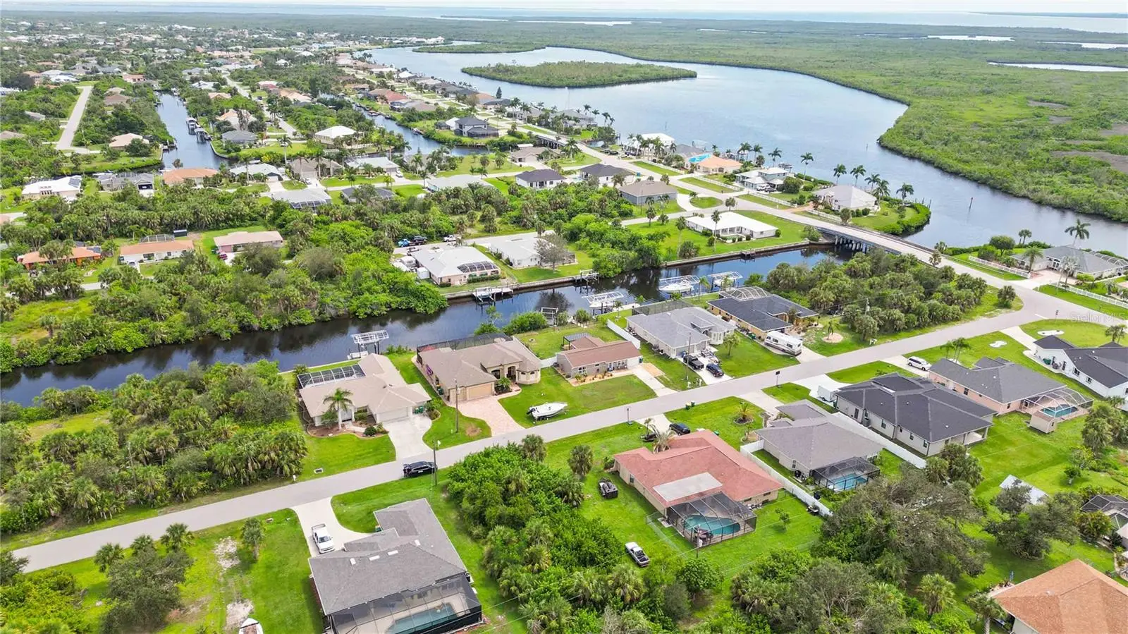 4394 Library Street, FL