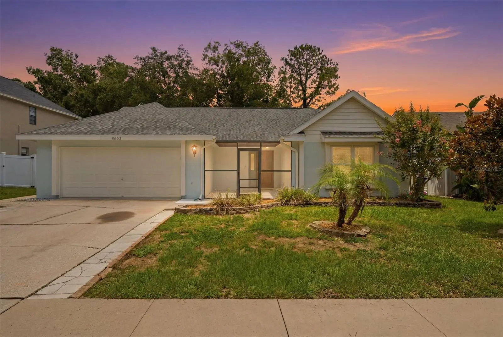 2023 Darlington Oak Drive, FL