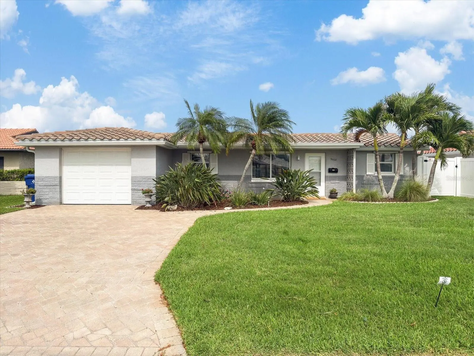 5008 Dory Drive, FL