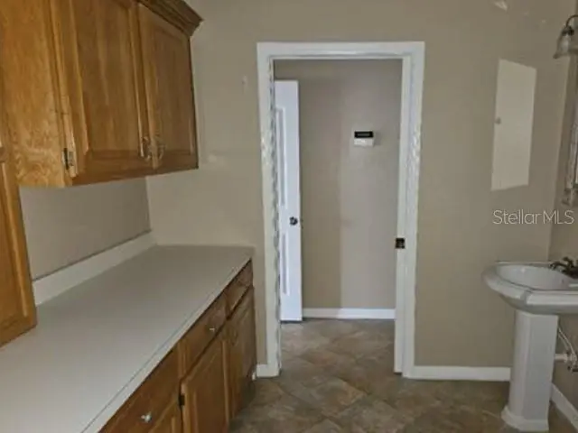 2128 Lake Crescent Court, FL