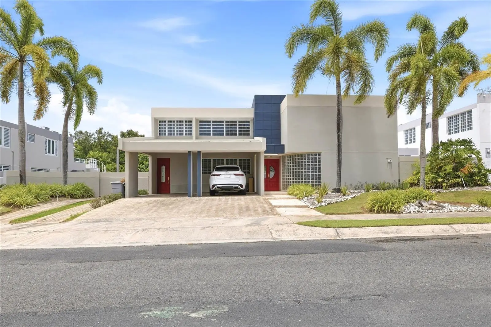 29 Calle 1 Urb. San Rafael Estates, PR