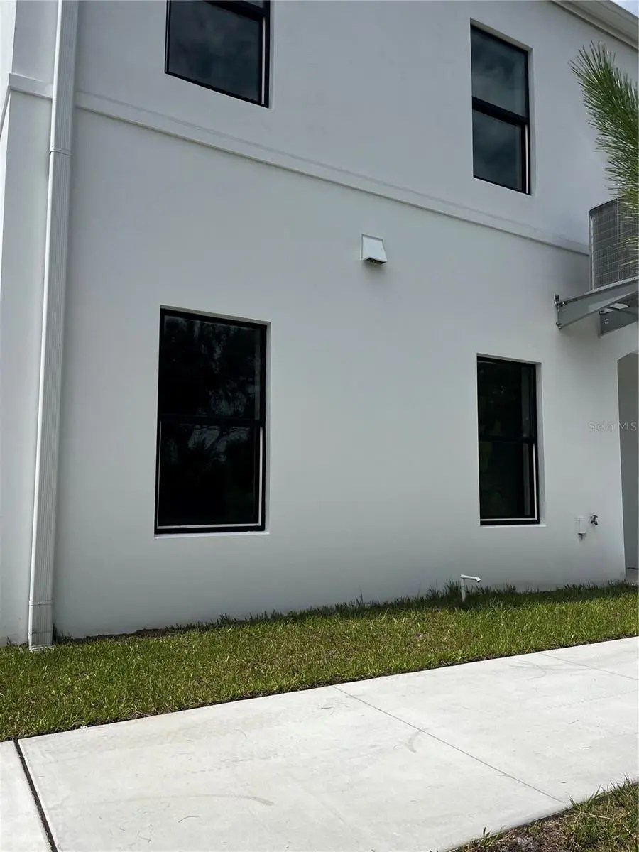 4363 Cambio Gardens Court, FL
