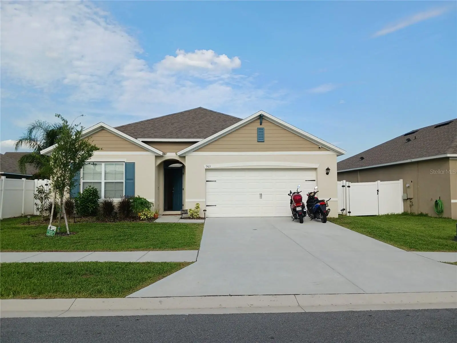 563 Honey Bell Road, FL