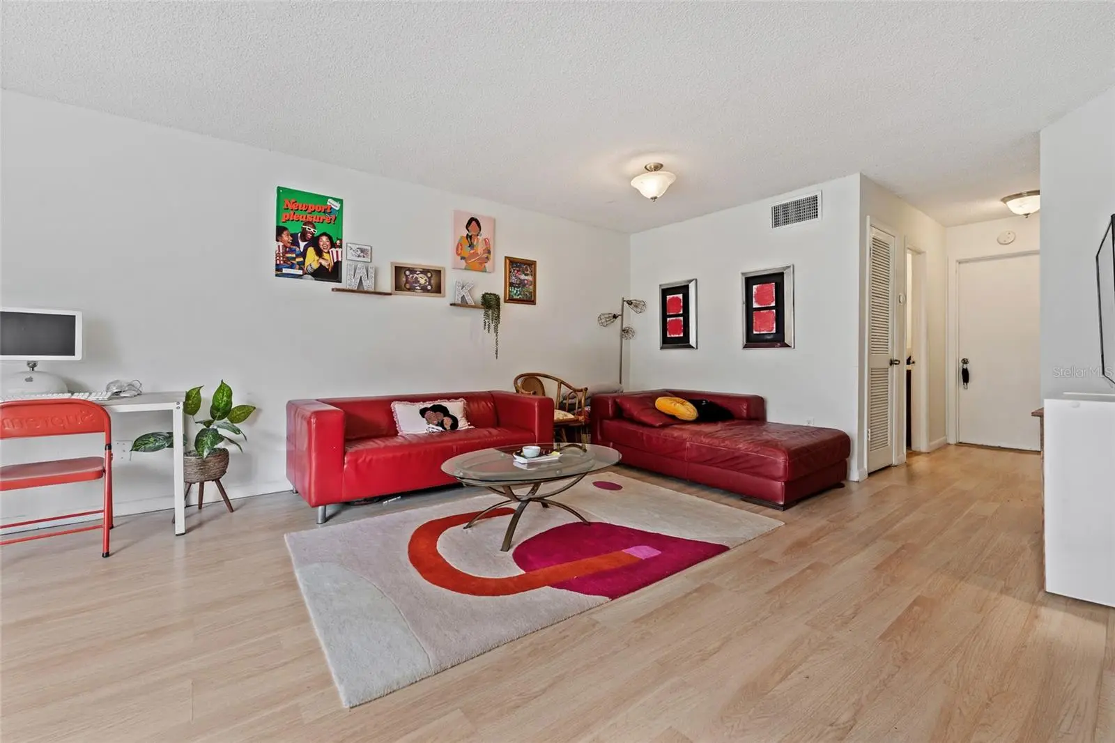 4312 Lakeway Drive, FL