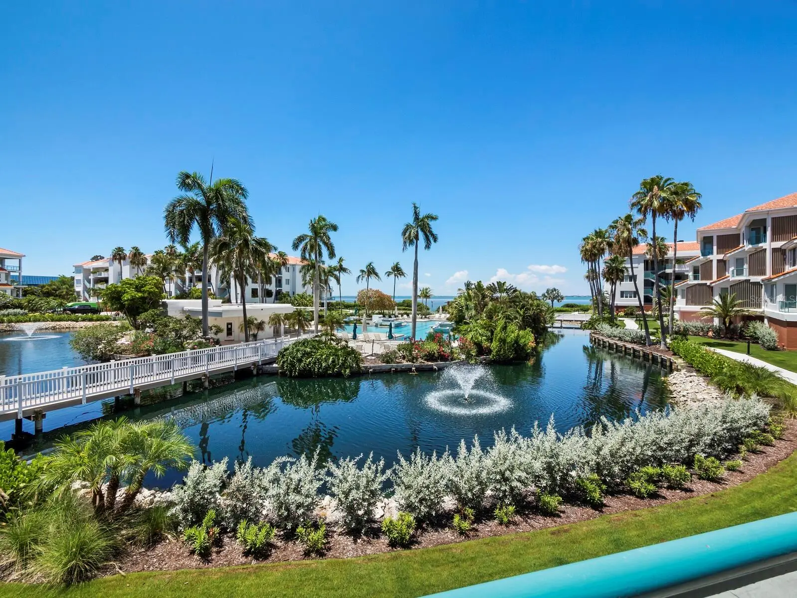 350 Gulf Of Mexico Drive, FL