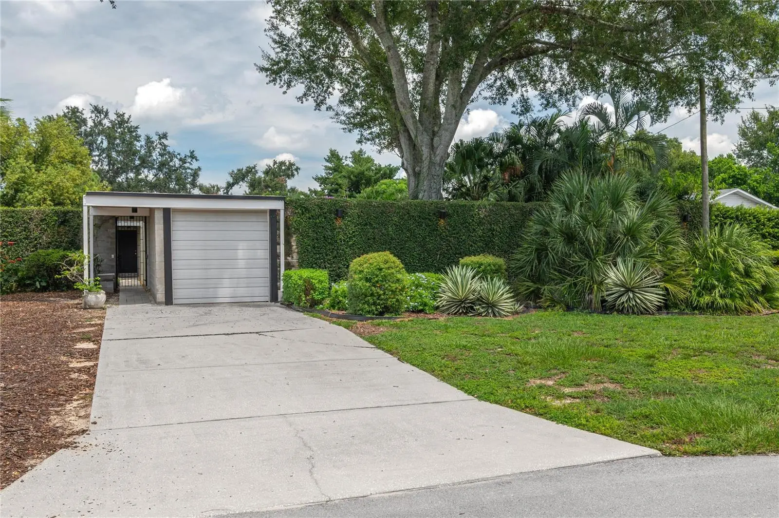1549 Drexel Ave Ne, FL